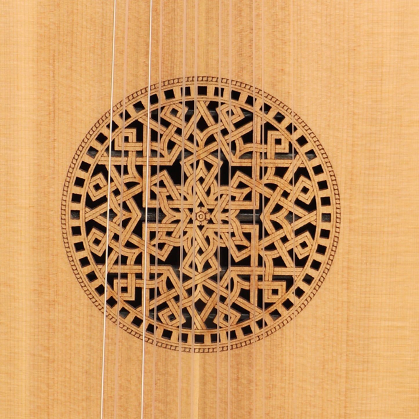 MUZIKKON RENAISSANCE LUTE, 6 COURSE VARIEGATED MAPLE WALNUT